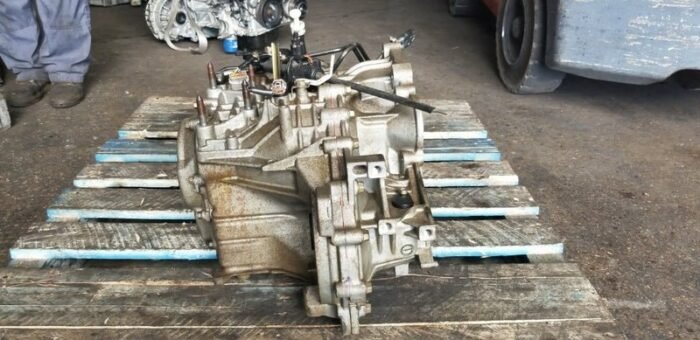 Fairly used automatic transmission gearbox for 2002-2007 Mitsubishi lancer 4g18 engine - Image 4