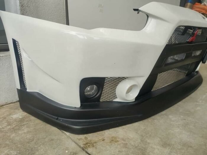 Original FQ400 front bumper Gt/Inspira/lancer Evo X - Image 4